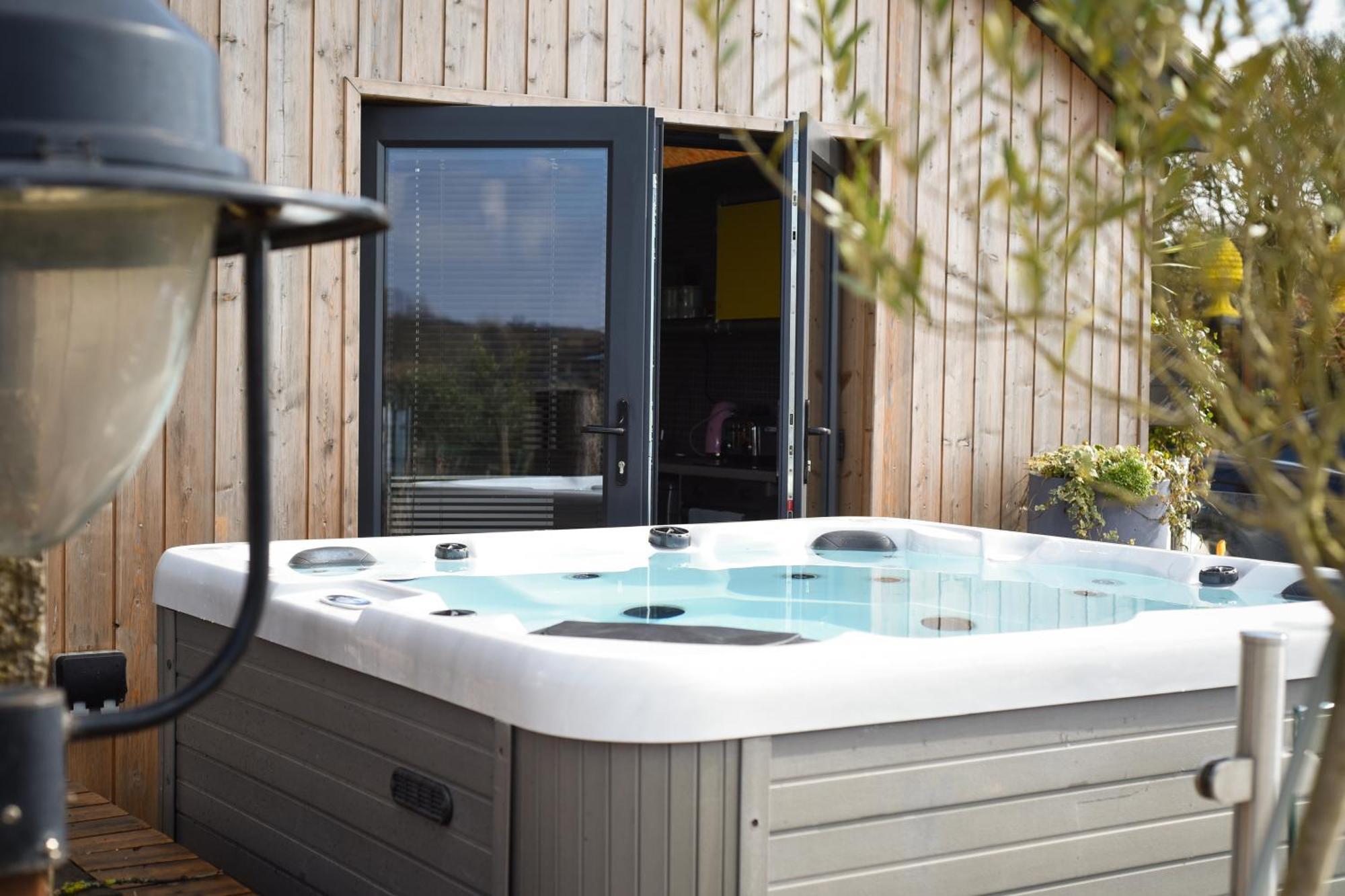 Air Maison - The Cow Shed Wow Factor Countryside Retreat Westbourne  Buitenkant foto