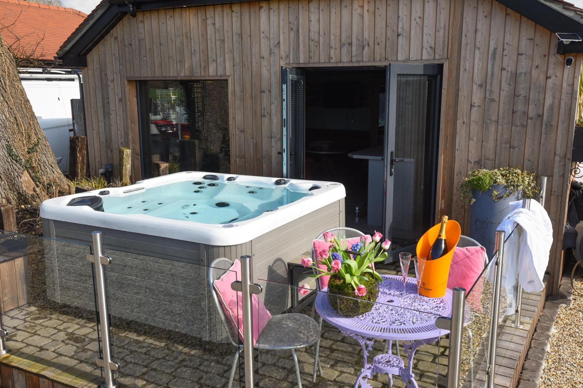 Air Maison - The Cow Shed Wow Factor Countryside Retreat Westbourne  Buitenkant foto
