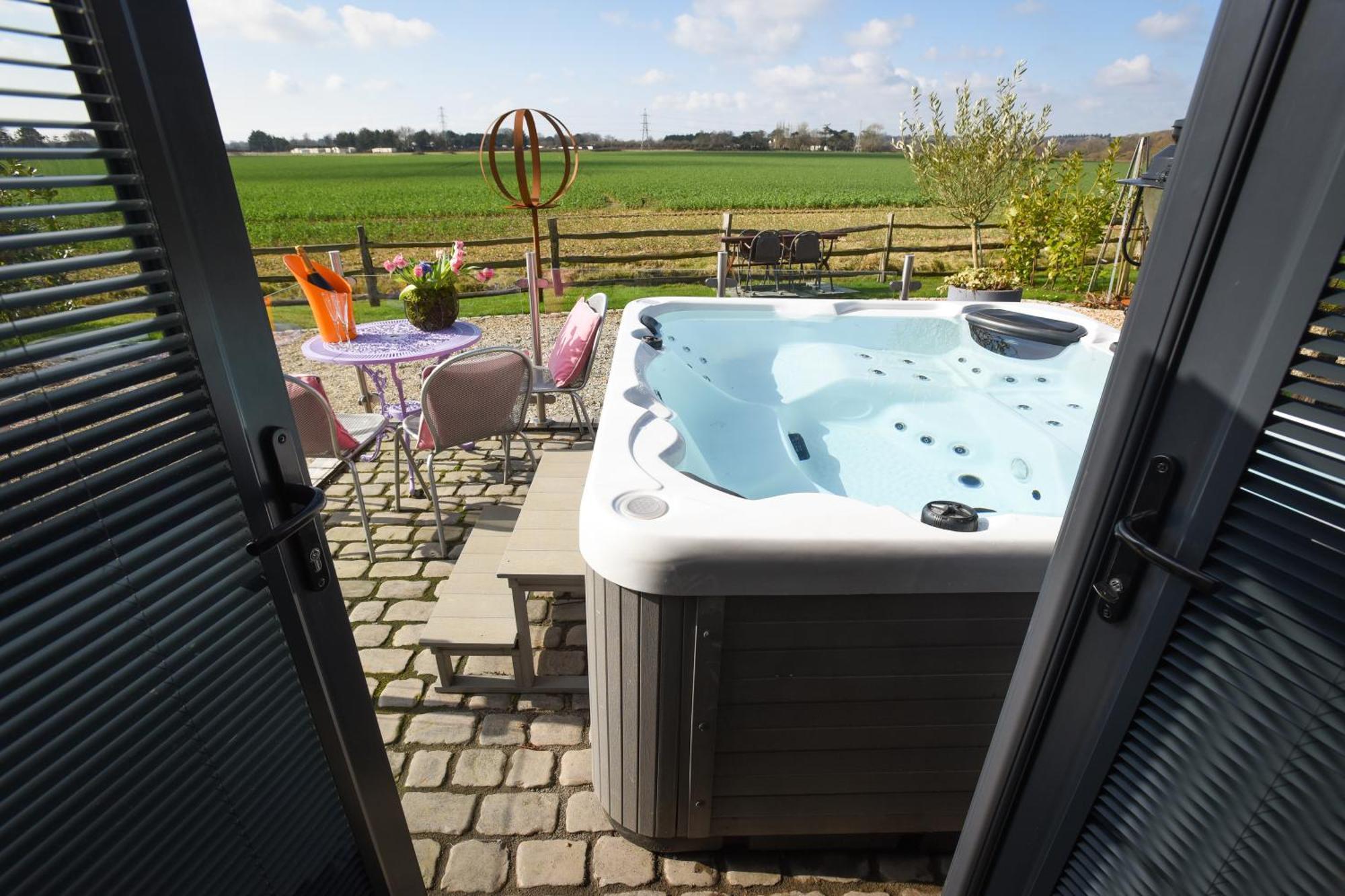 Air Maison - The Cow Shed Wow Factor Countryside Retreat Westbourne  Buitenkant foto