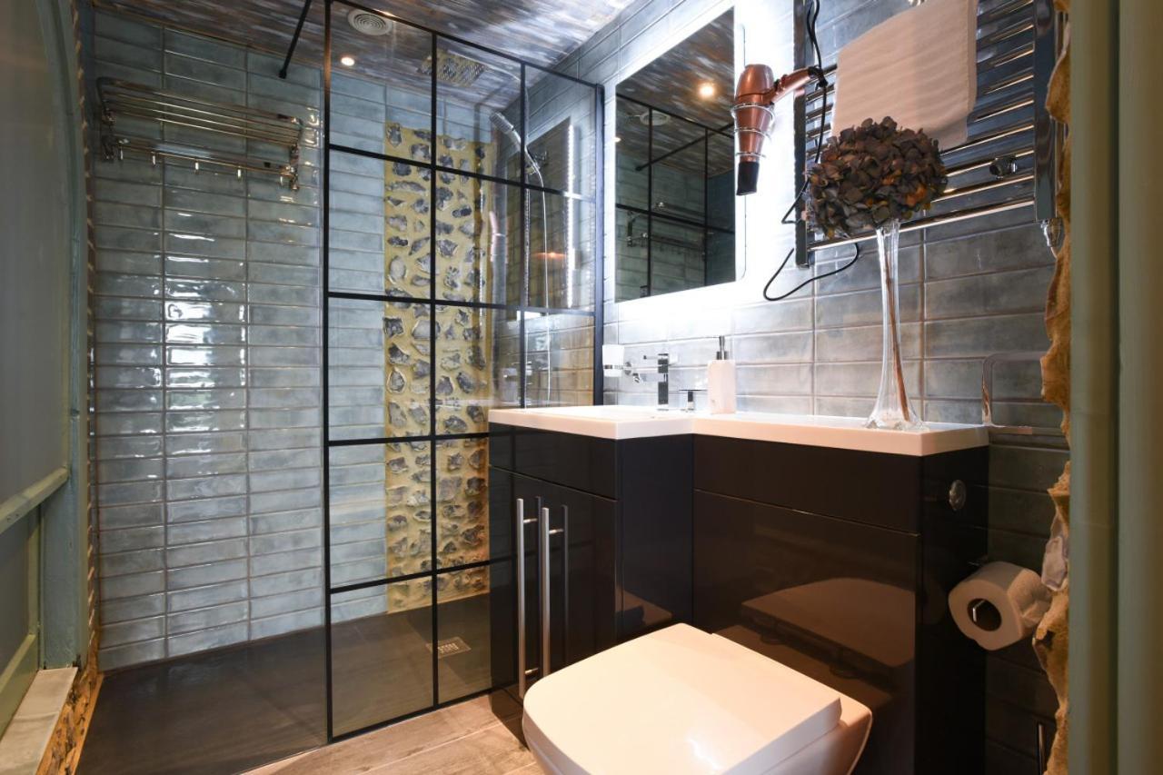 Air Maison - The Cow Shed Wow Factor Countryside Retreat Westbourne  Buitenkant foto